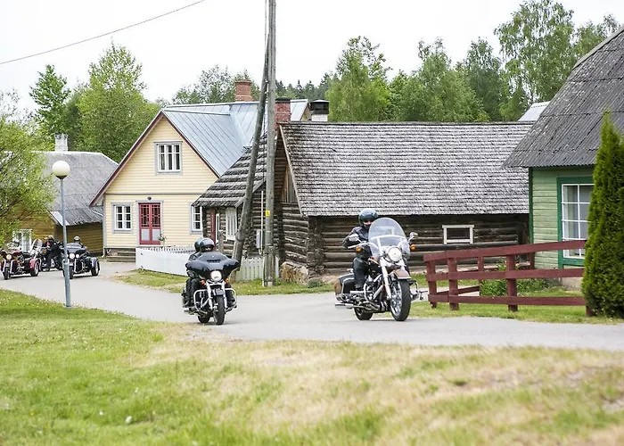 Rosma Mill House Пылва